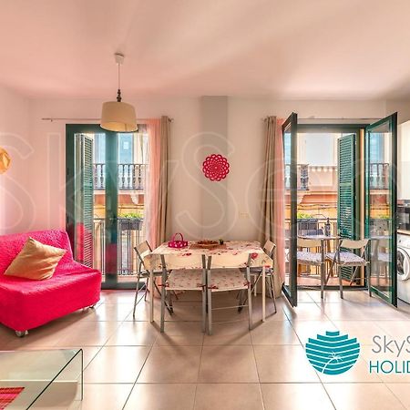 Skysea Holidays City Center Suites مالقة المظهر الخارجي الصورة