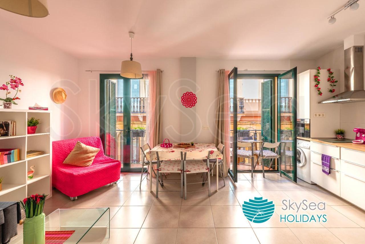 Skysea Holidays City Center Suites مالقة المظهر الخارجي الصورة