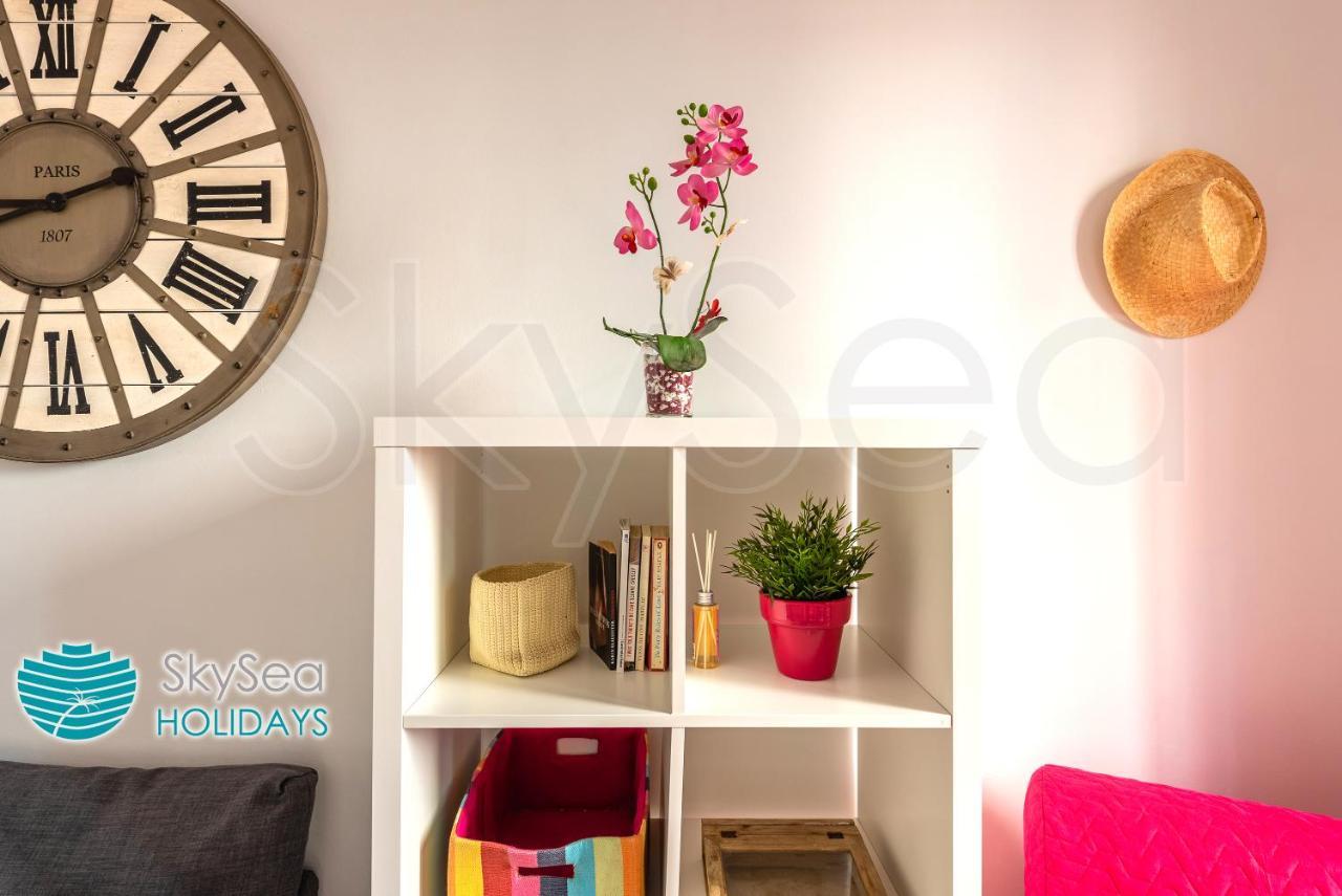 Skysea Holidays City Center Suites مالقة المظهر الخارجي الصورة