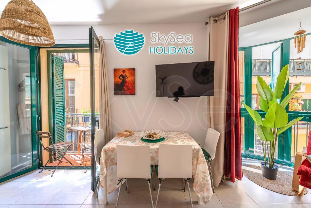 Skysea Holidays City Center Suites مالقة المظهر الخارجي الصورة