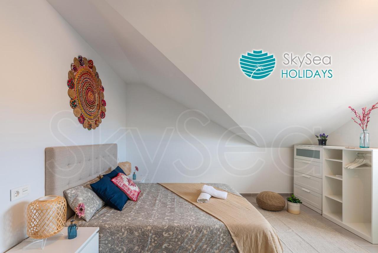 Skysea Holidays City Center Suites مالقة المظهر الخارجي الصورة