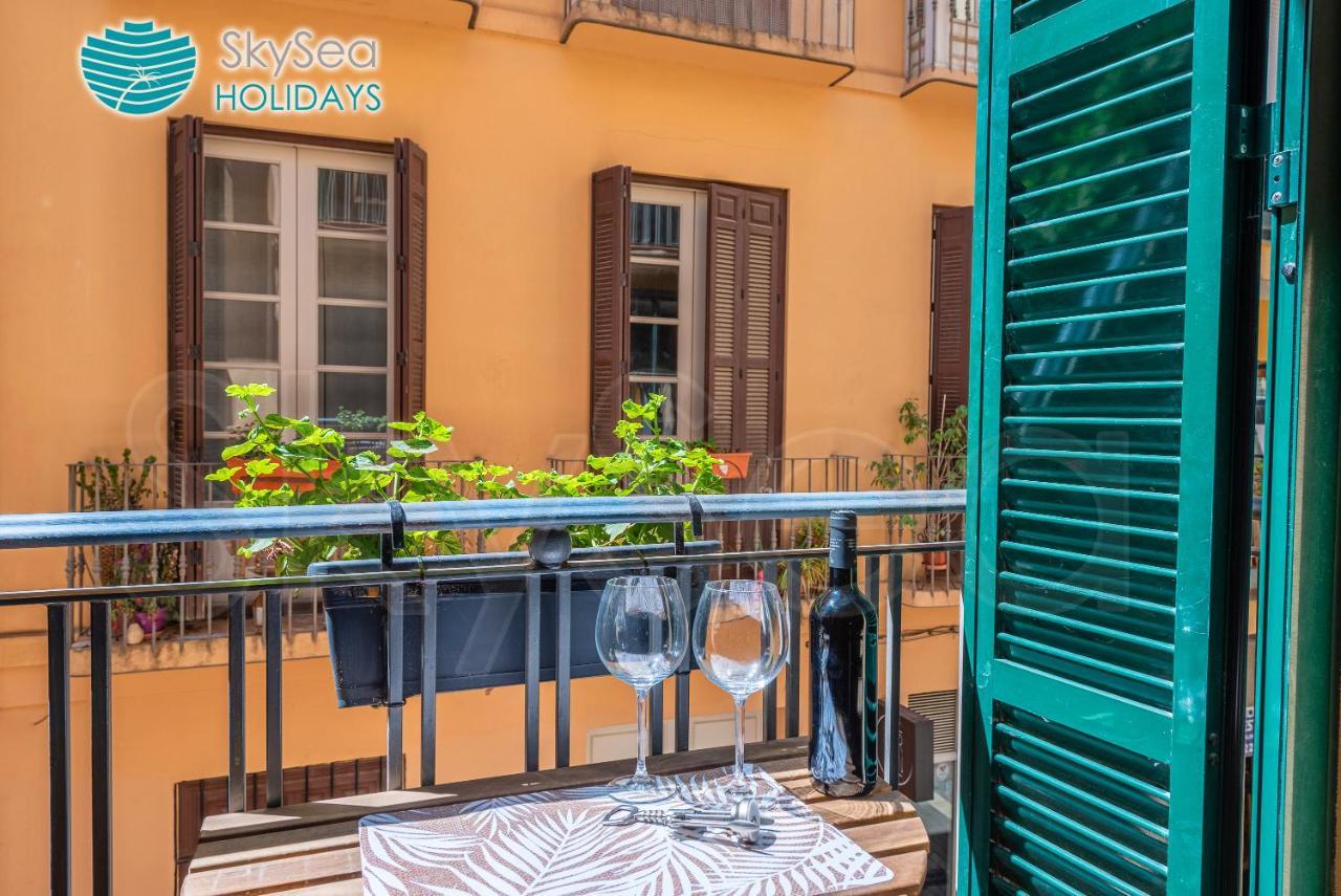 Skysea Holidays City Center Suites مالقة المظهر الخارجي الصورة