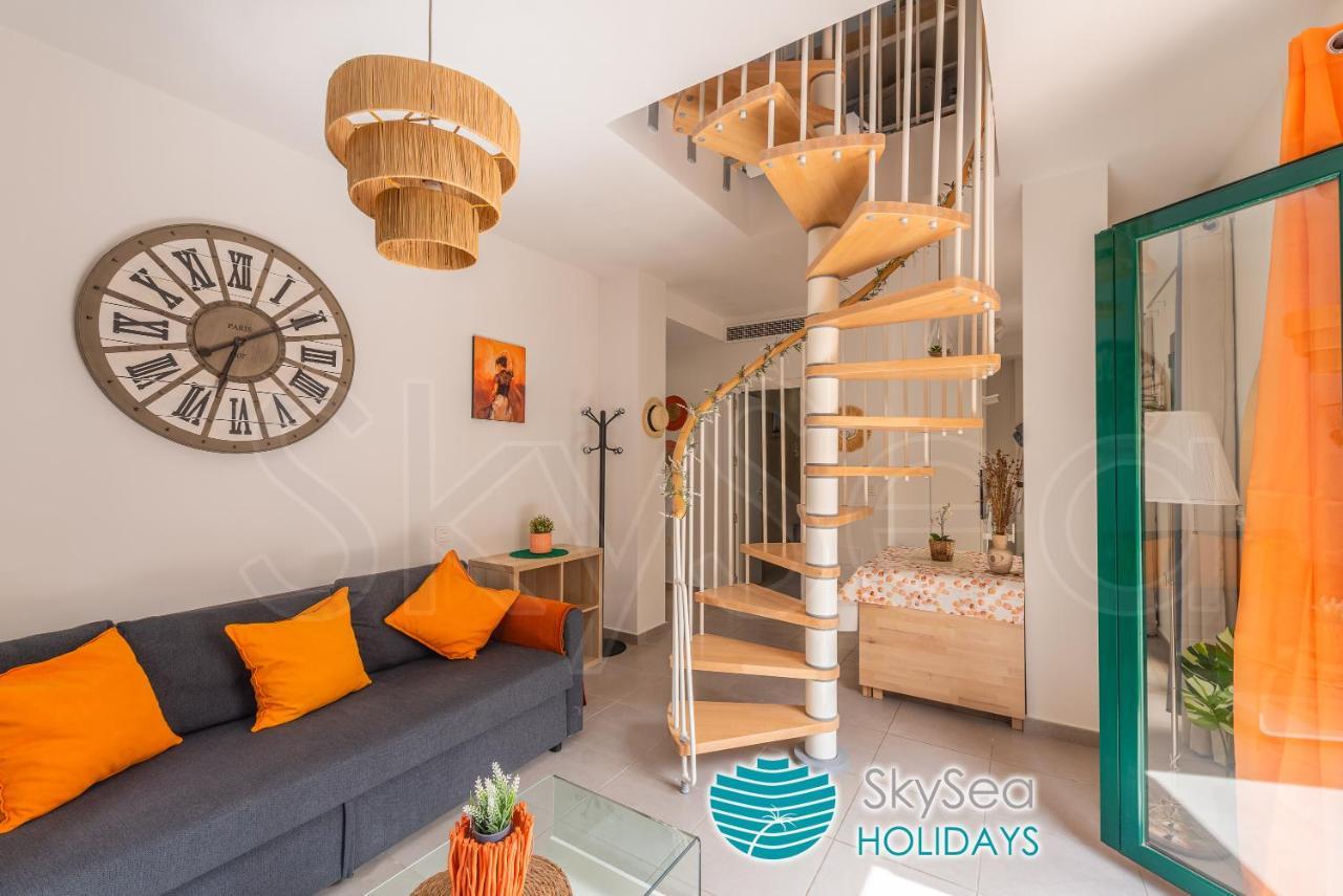 Skysea Holidays City Center Suites مالقة المظهر الخارجي الصورة