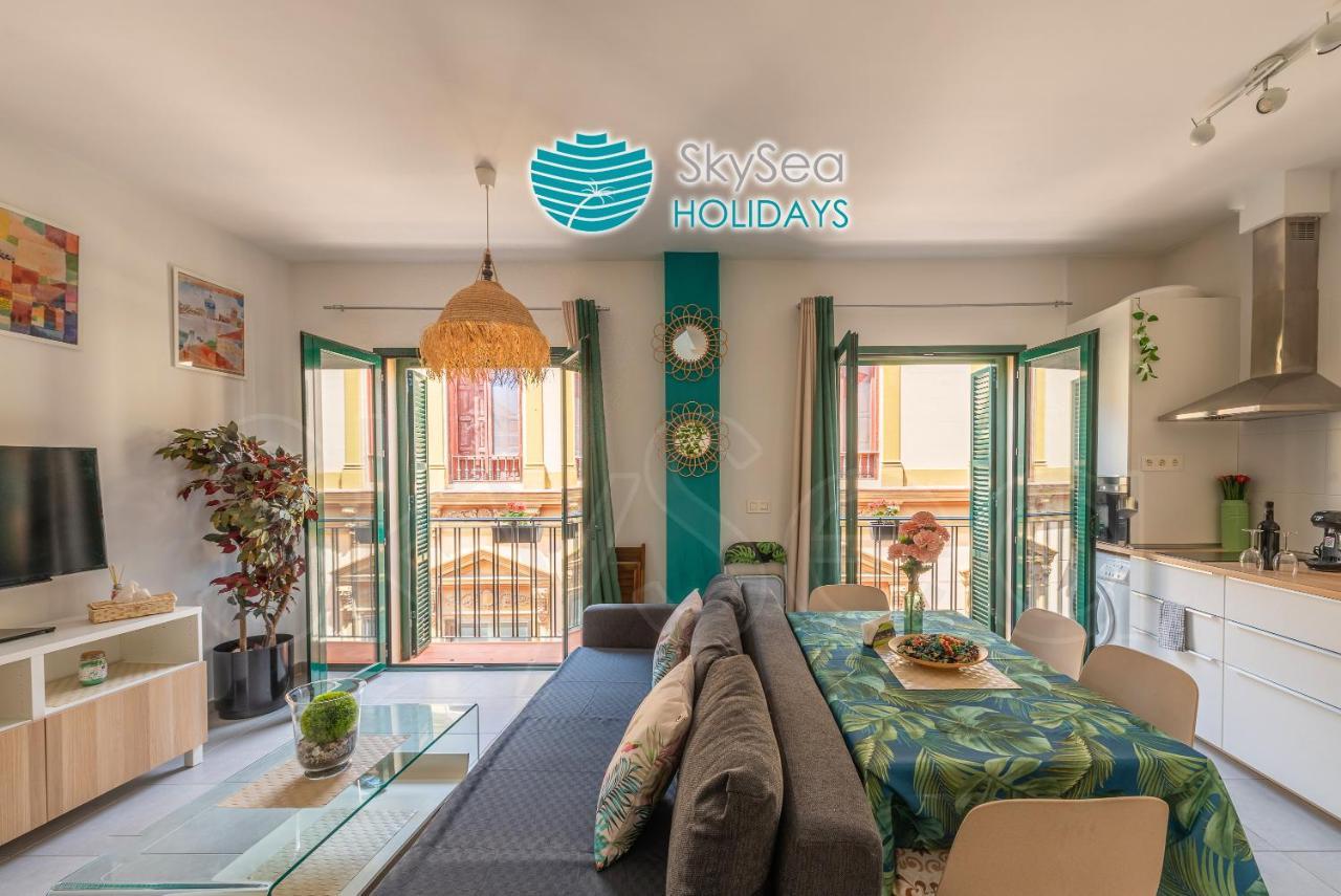 Skysea Holidays City Center Suites مالقة المظهر الخارجي الصورة
