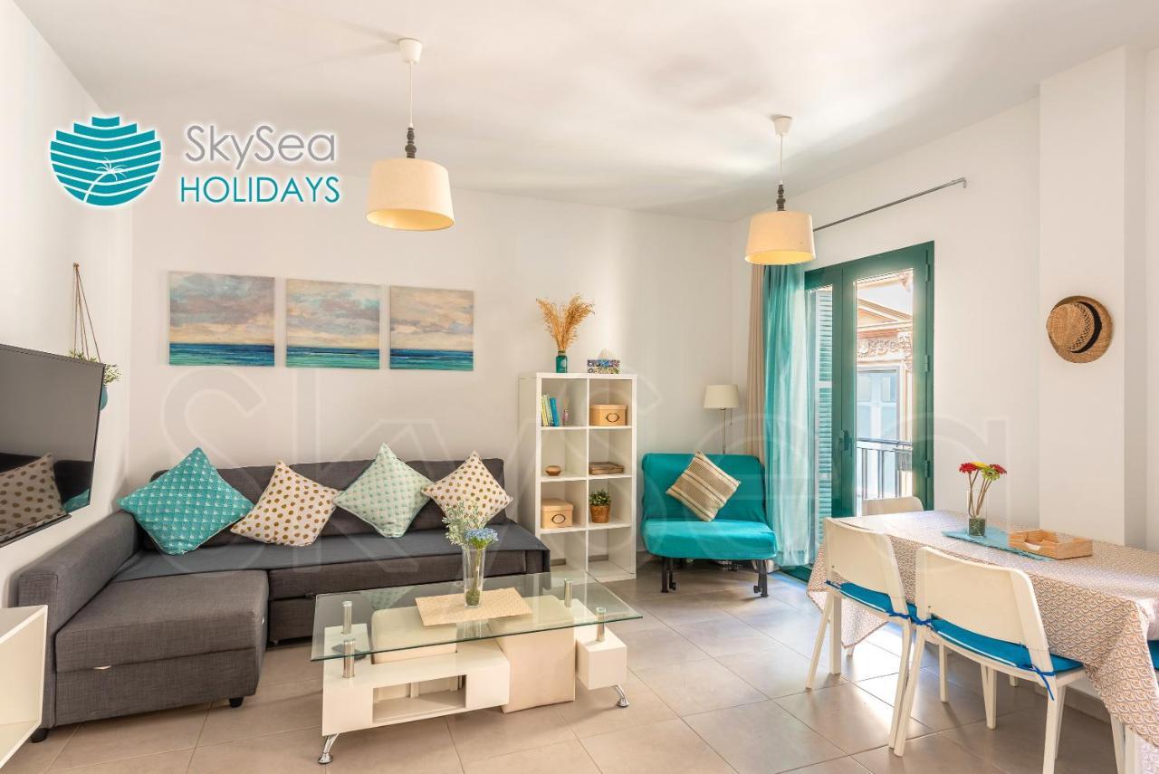 Skysea Holidays City Center Suites مالقة المظهر الخارجي الصورة